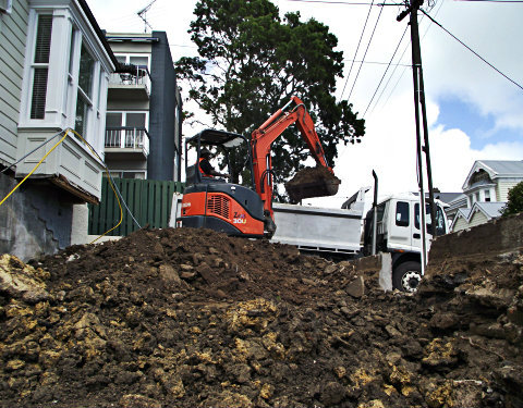 Earthmoving services for new basement level additions in Ponsonby, Auckland Earthmoving-basement-excavation-Auckland